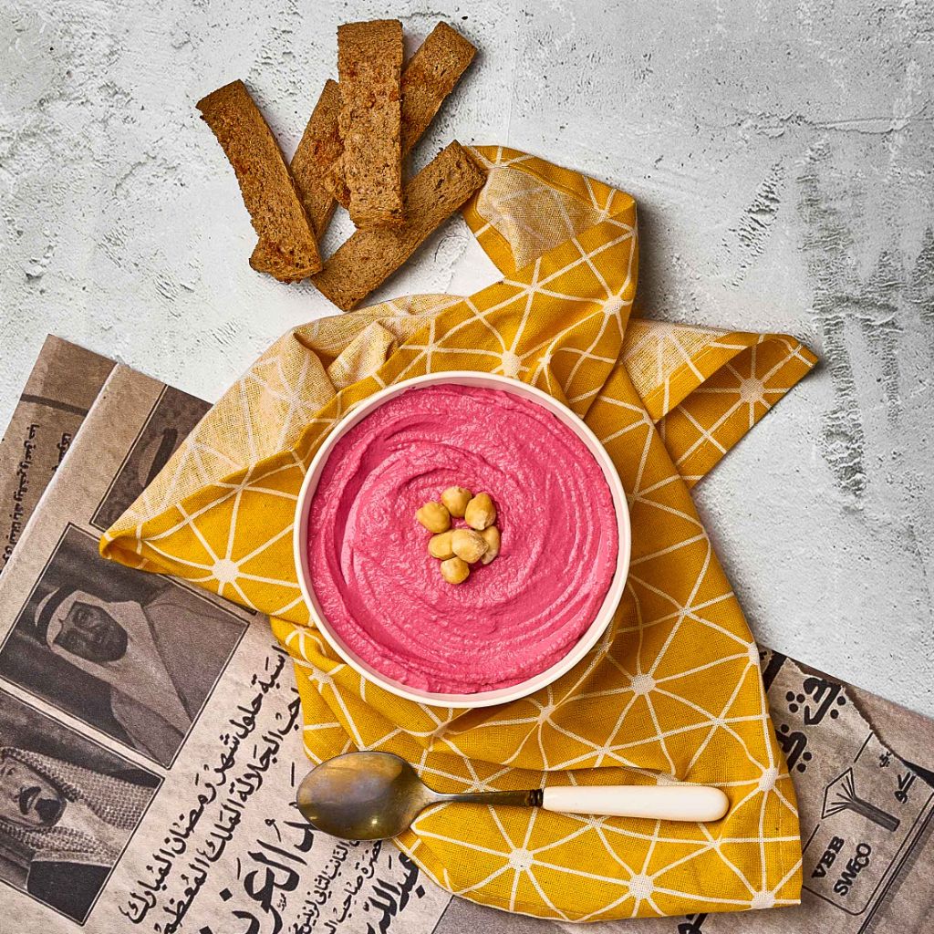 حمص الشمندر الوردي